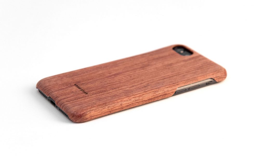 coque iPhone 8 en bois